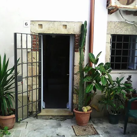 Nyaraló Lungomare Elio Vittorini