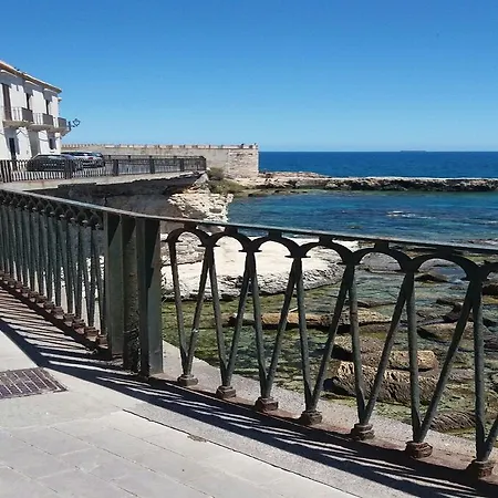 Nyaraló Lungomare Elio Vittorini