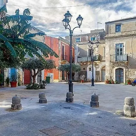 Lungomare Elio Vittorini Nyaraló *